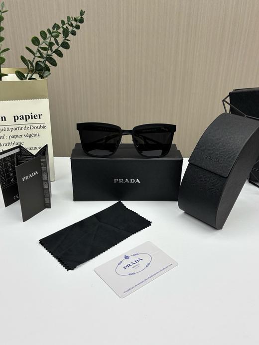 爆款上新！普家2025最新款情侣款墨镜，情侣款防紫外线偏光太阳镜 商品图2