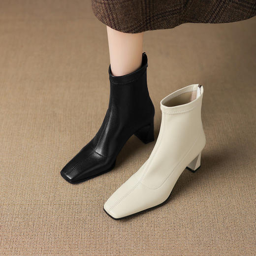 【预售5天】巨显瘦~柔软舒适通勤粗跟方头后拉链瘦瘦短靴女DS&1877 商品图1