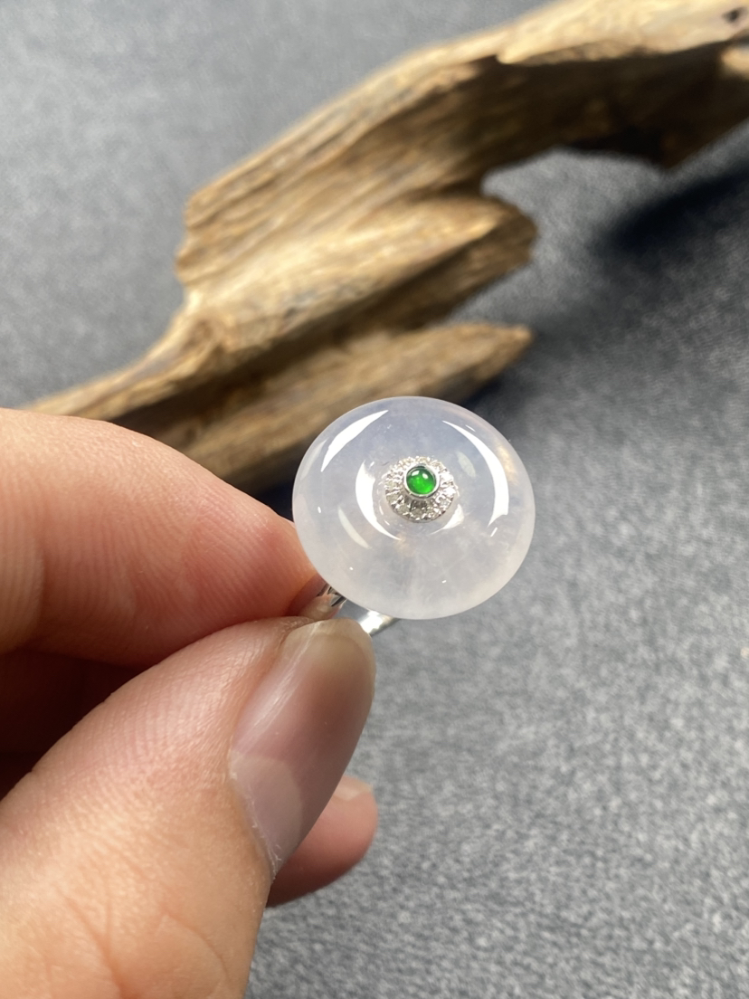 【FC0175】18K镶嵌翡翠冰平安扣戒指 荧光起胶 玉质温润 款式精美