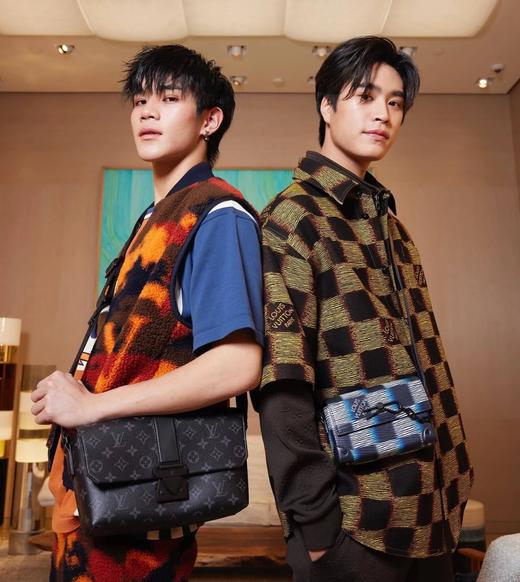 BT227-驴家可调节肩带搭扣开合 帆布拼皮革 斜挎单肩包（BT*MM）7.24直播款 商品图0