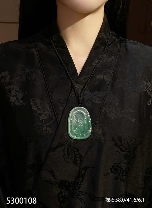 高冰种飘翠观音山水牌挂坠。79999【5300108】 商品图4