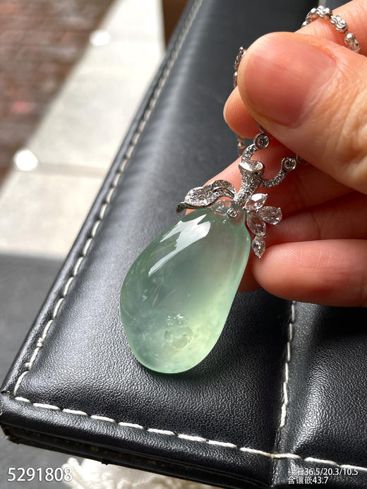 5291808，福瓜吊坠。具体价格微信咨询 商品图0