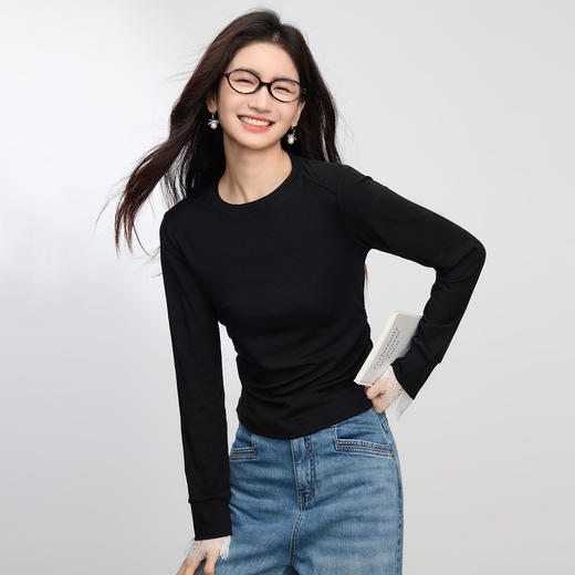 【周末秒杀】熙世界蕾丝拼接长袖T恤女2025秋季新款别致抽褶修身显瘦打底上衣 商品图4
