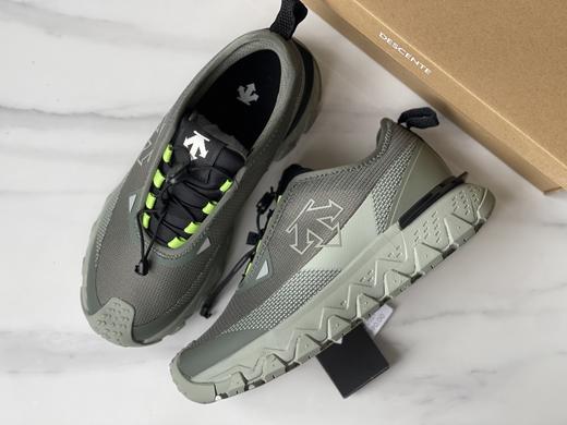 点此购买 迪桑特SKI STYLE系列男女款都市户外机能运动鞋 98 329171 商品图1