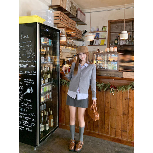 <曾小咸推荐>现货秒杀！微信超特价！蓝色竖条纹衬衫（可收腰 ） 日常189.99 立减80 秒杀109.99！ 商品图3