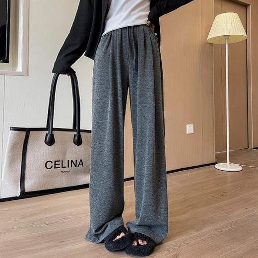 【YIYE糯米溜溜裤】初秋穿搭 垂顺抗皱 宽松版型 修饰腿型 商品图3