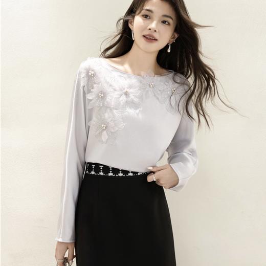 「自」全新升级【铂金会员165/天猫219/差价54】(45746)洛诗琳法式气质雪纺衬衫2025秋季蕾丝立体花显瘦通勤衬衫女 商品图0