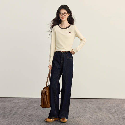 【09/03新品】熙世界可露丽穿搭撞色圆领T恤女士长袖秋季新款爱心刺绣打底上衣 商品图3