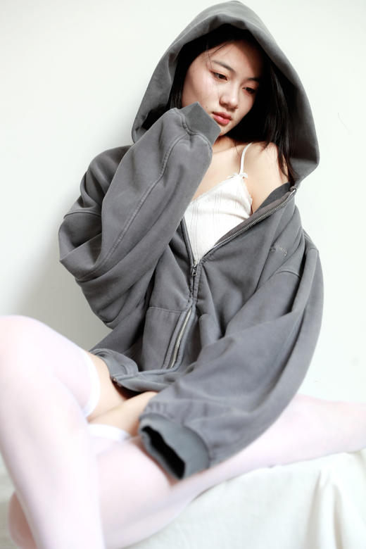 直接封神啊啊啊，背后大印花卫衣。字母拉链连帽宽松外套C090188 商品图11