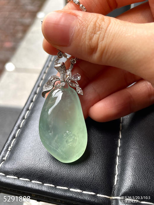 5291808，福瓜吊坠。具体价格微信咨询 商品图3
