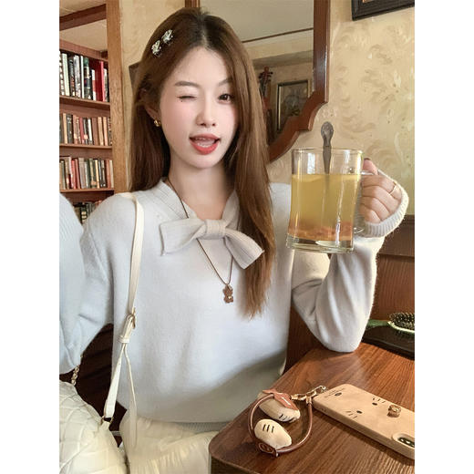 <曾小咸推荐>韩系甜美风蝴蝶结针织长袖上衣 商品图1