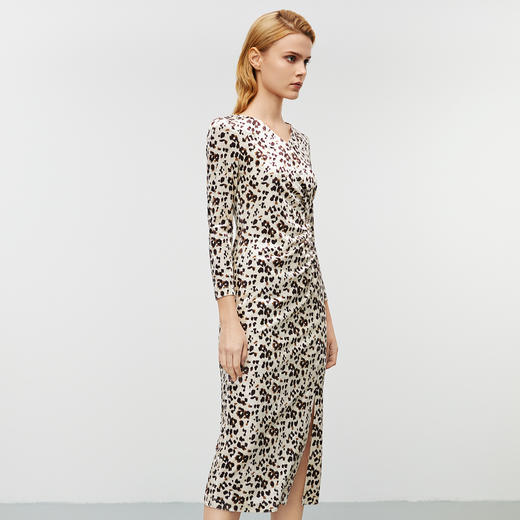 EITIE爱特爱气质V领收腰显瘦通勤百搭开叉印花连衣裙秋季新款7907633 商品图2