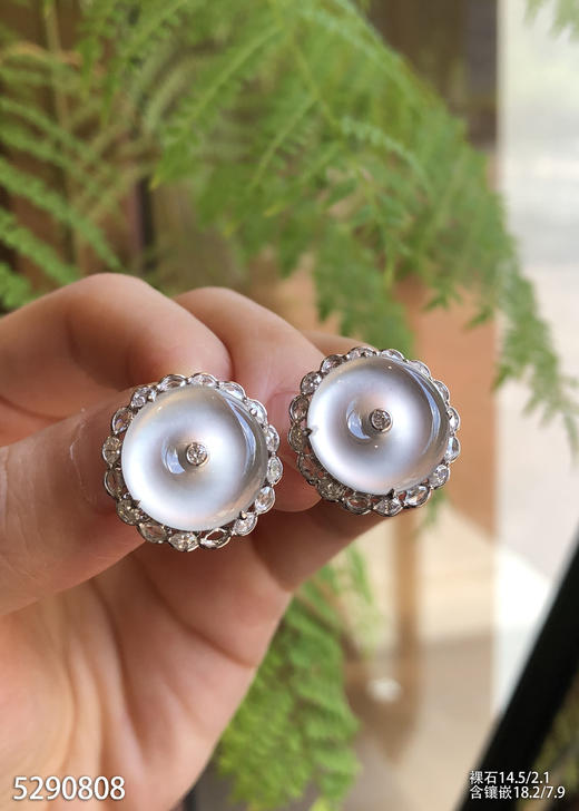 5290808，平安扣耳钉。具体价格微信咨询 商品图0