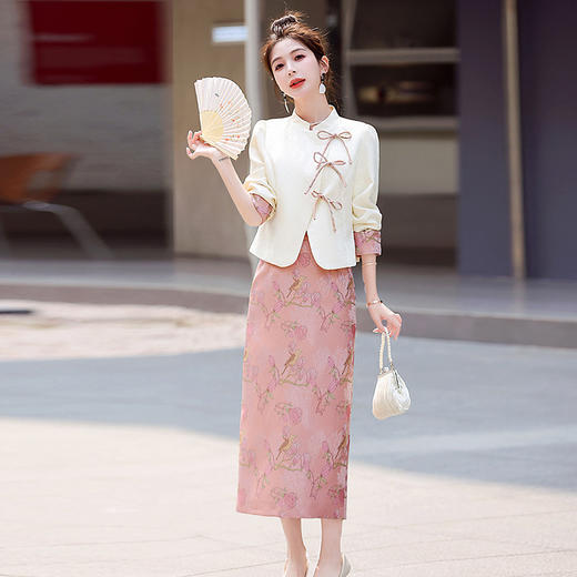 HR MEIQIN6025新中式优雅气质提花套装复古国风盘扣上衣半身裙两件套 商品图4