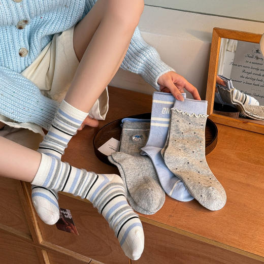 4双装！2025秋款女袜蓝色系海盐女孩韩系中筒袜  61%精梳棉 袜头无骨不硌脚 商品图7