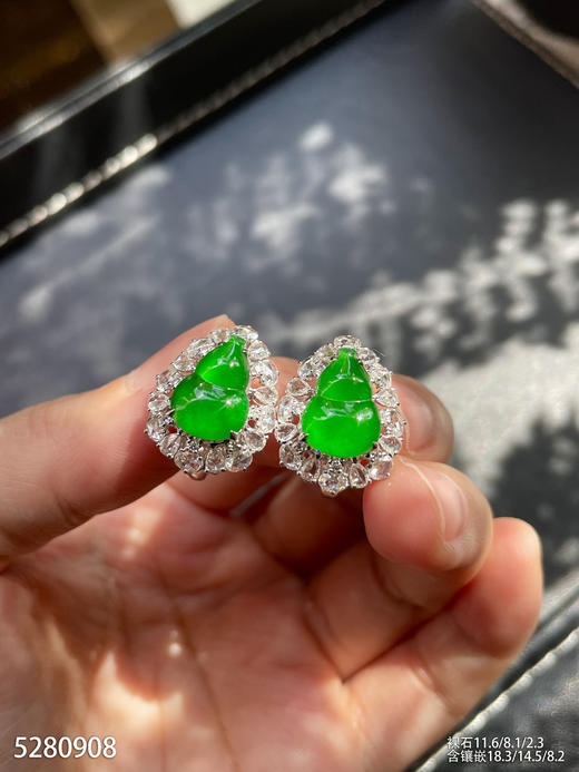 5280908，葫芦耳钉。具体价格微信咨询 商品图3