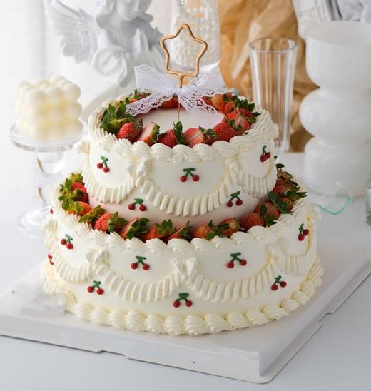 【优品系列】---双层【水果手绘樱桃花边款】水果蛋糕 商品图0