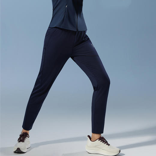 原创单品 ｜ 马孔多跑步针织长裤  热销79W+迭代9次 后兜拉链手机仓 吸湿速干 锥形脚口 日常训练/夜跑 商品图1