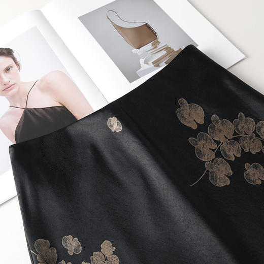 丁摩 黑金色高腰气质半身裙女夏季缎面印花a字裙显瘦时尚5ZF-45009 商品图3