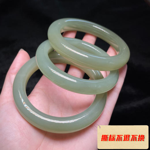 玉美人菲菲~和田玉手镯-（精选） 商品图0