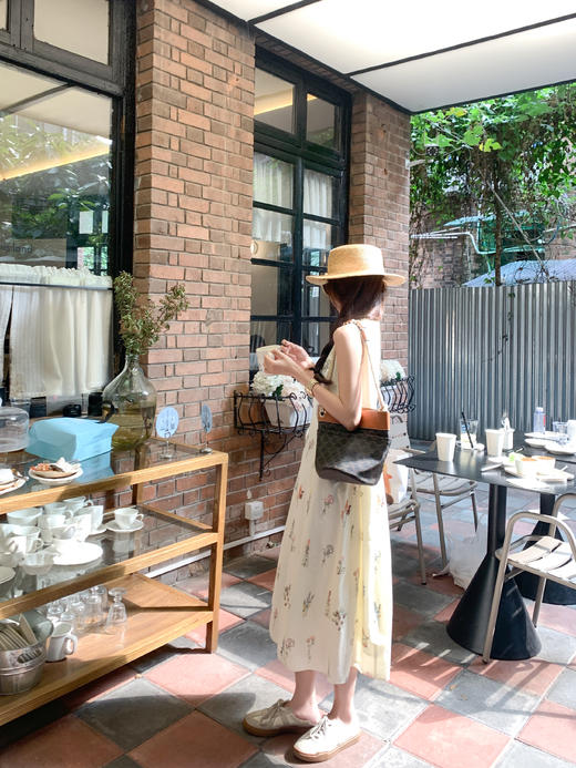 <曾小咸推荐>现货秒杀！最后一波 ！抢到赚到！浪漫度假风绣花无袖连衣裙 日常229.99 立减90 秒杀139.99！ 商品图7