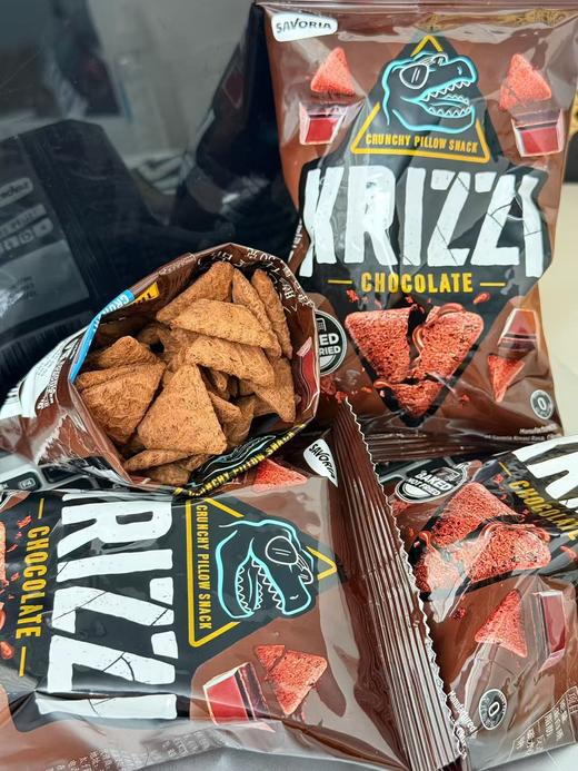 【KRIZZI巧克力夹心三角脆】 💰淘宝价：64￥/包！！ 💰团购价：29.9￥/5包【立省35】 一口沦陷的宝藏小零食🍫 浓郁可可香裹着酥脆小饼干，非油炸配方超健康～ ✨ 0反式脂肪 ！ 商品图7