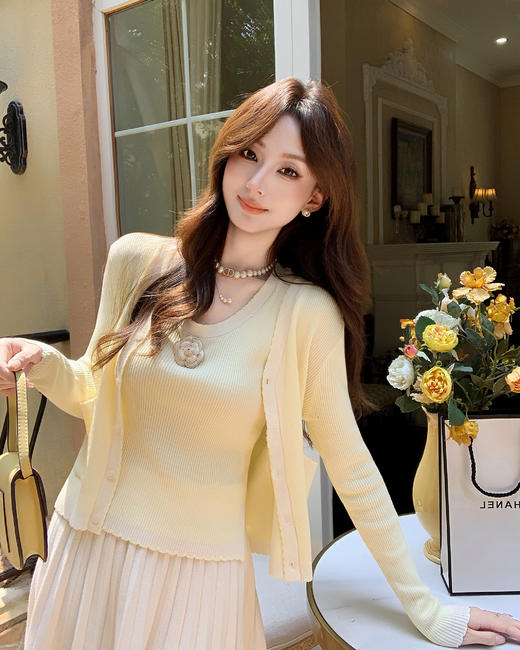 张心子【半岛情书】温柔俏皮减龄针织百褶半身裙 U2509040 商品图5