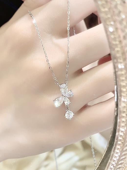 卡蒂罗/KADER 光影蝴蝶梦幻遐想项链 满钻镶嵌灵动流苏福蝶锁骨链 约会出游时尚百搭甜美小众拼接链百搭幸运 商品图4