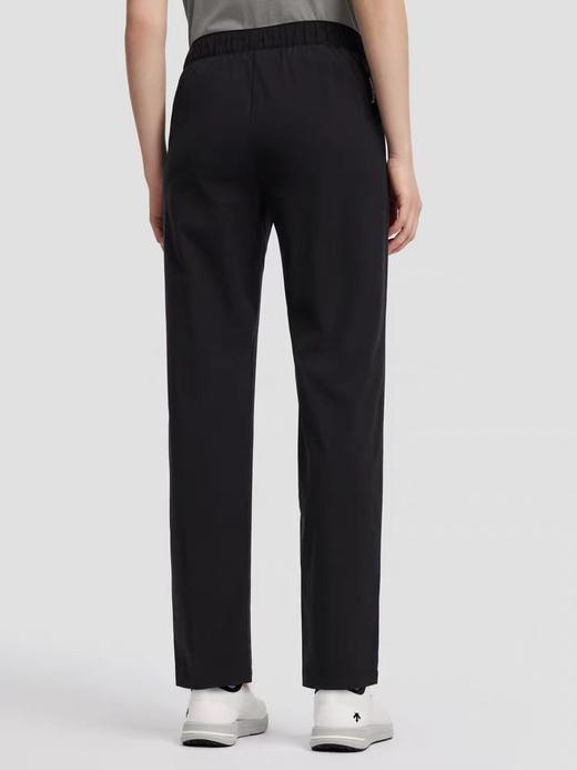 点此购买 迪桑特TRAINING系列防泼水女士运动长裤 37 329232 商品图4