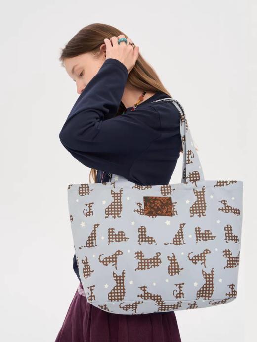 local tag/lt25awk37/cocoa 大容量印花托特包 内置拉链 商品图3