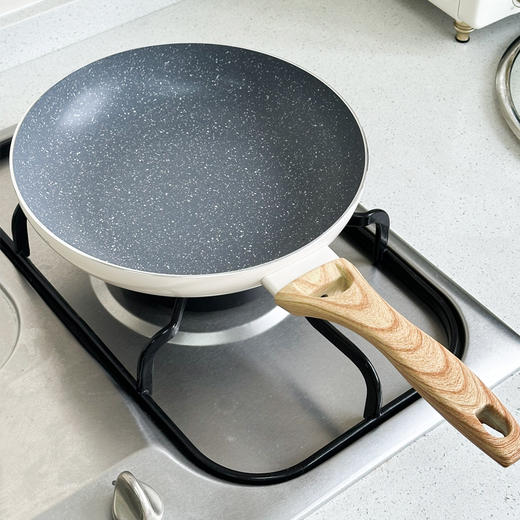 FLORINA麦饭石涂层不粘锅，出口波兰的爆款不粘锅，遭毁约，清仓狂甩59.9起！【G】 商品图1