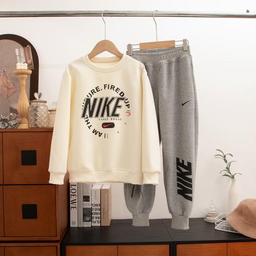 点此购买 130-170耐克中大童男童运动套装儿童秋款卫衣+裤子 gl 329307 商品图2