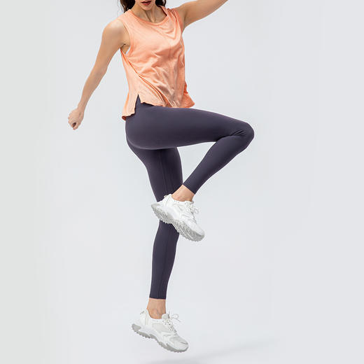 跃牌【欲动春风】系列 瑜伽运动罩衫女轻薄透气运动背心上衣宽松休闲跑步运动健身背心22135 商品图3