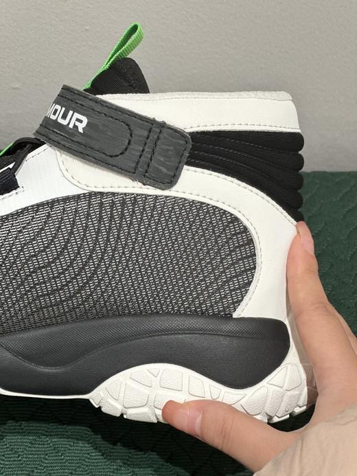 【超低价清仓，不退不换，直降550元】正品Under Armour安德玛儿童户外舒适加厚运动鞋，专柜价：699，秒S149，尺码可穿到40码，库存不多！手速抢，售完🈚2341503-1 商品图5