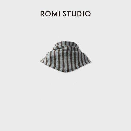 ROMI STUDIO“温雅气质”羊毛混纺立体浮雕纹理三角披肩 RWCAPT6231 商品图1