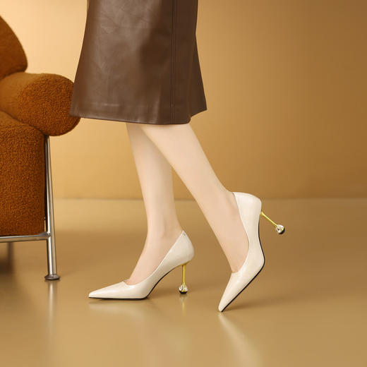 【预售7天】法式黑色高跟鞋女秋新款真皮尖头细跟名媛气质浅口通勤单鞋CX&A812 商品图3