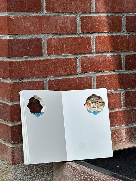 华科大镂空视窗笔记本 商品图0