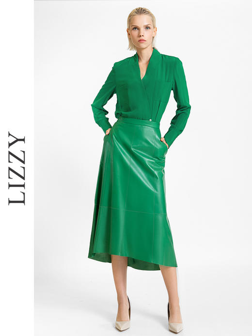 LIZZY  优雅简约新中式重磅真丝西装式V领衬衫上衣7443 商品图0