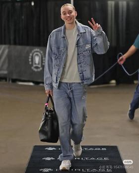 【要品质的来】最新联名款 DROP8 按扣罗纹边字母图案贴片宽松休闲斜插口袋牛仔裤   男女同款！