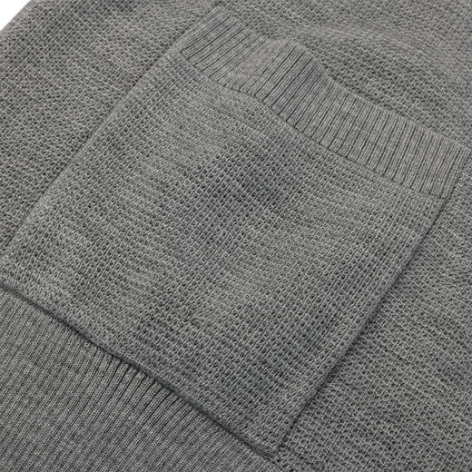 【超惠秒】Thom Browne 汤姆·布朗 男士垂顺质感轻薄款全羊毛针织衫11854 商品图7