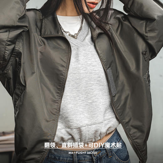 马登美式复古飞行员夹克休闲宽松翻领工装高腰短款棒球服外套秋女 商品图3