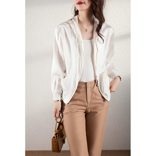 丁摩 高端真丝短外套女连帽棒球服薄款桑蚕丝上衣开衫CZ4254 商品图3