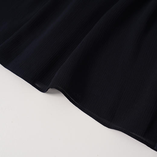 EITIE爱特爱舒适压褶宽松a字系带收腰显瘦连衣裙2025秋季新款8307001 商品图10