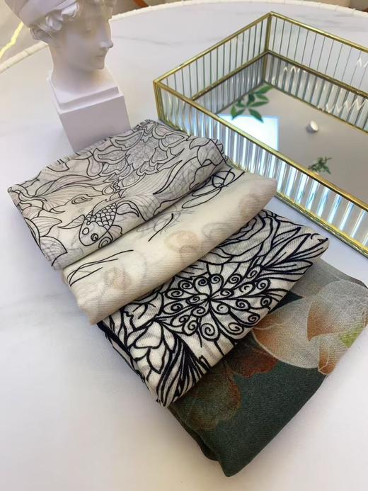 优品堂『素时锦年2』100%绵羊毛1米x1米方巾 商品图0