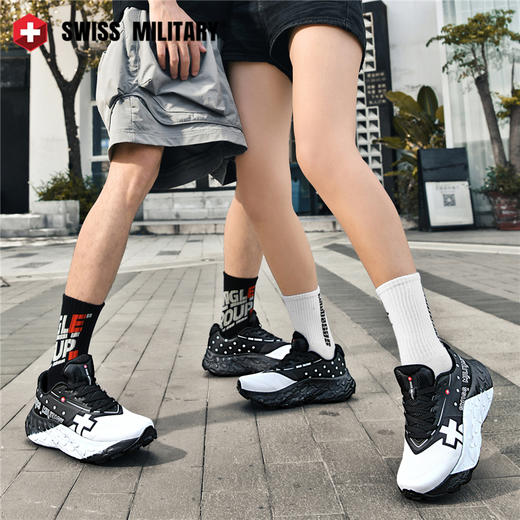 瑞士军工SWISS MILITARY 情侣同款潮流厚底 增高显瘦 耐磨防滑 街头情侣休闲鞋/SM8851 商品图3