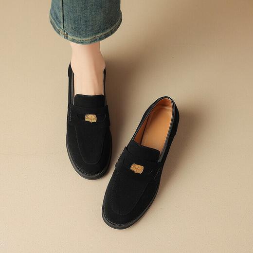 【预售5天】秋冬新款美拉德英伦风一脚蹬真皮小粗跟乐福单鞋女NGMZR&9667 商品图4