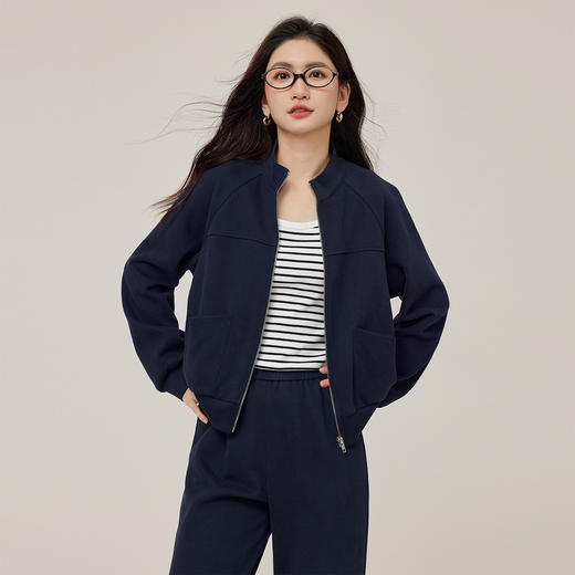 【09/03新品】熙世界休闲拉链开衫卫衣套装女2025秋女装运动风外套直筒裤两件套 商品图4