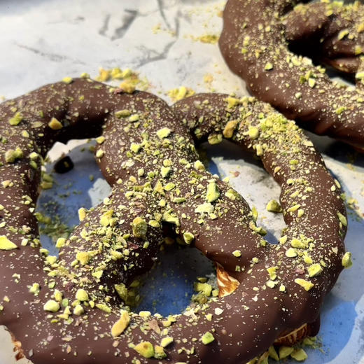 巧克力碱水结（约13点半出炉）纯可可脂 商品图0