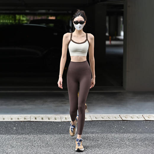 Beemen秋季新款撞色运动内衣 裸感无痕固定一体杯中高等强度 速干撞色瑜伽背心跑步健身打底外穿两用 商品图4