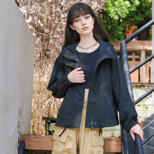 谜底连帽短款风衣外套女2025秋季新款休闲百搭宽松夹克257MW7844 商品图3